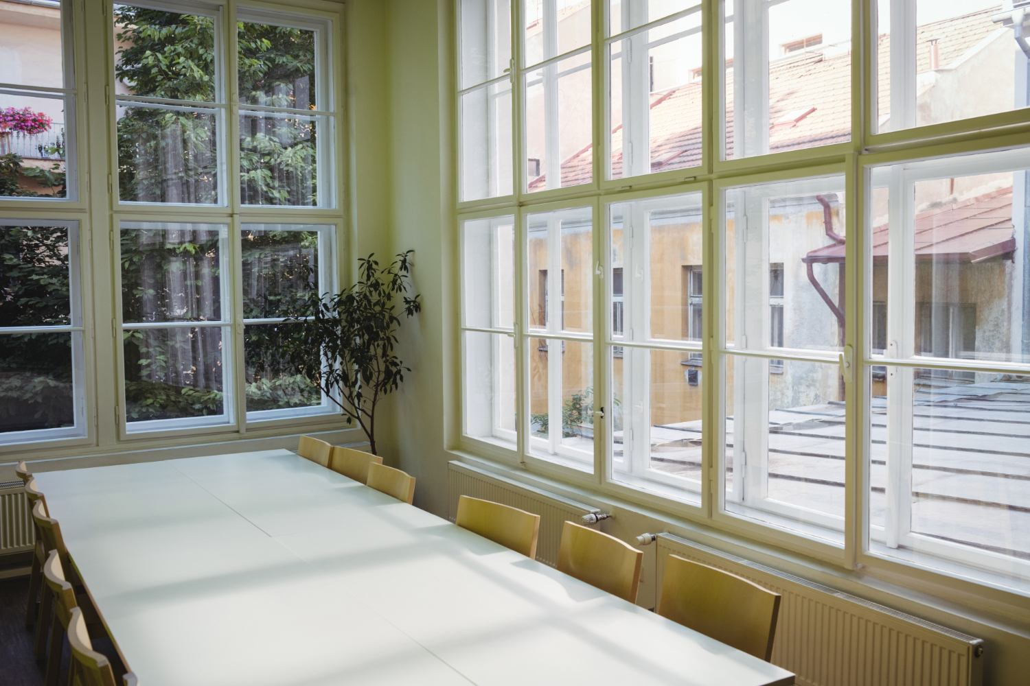 Window & Door Rebates in Ontario 2026: What Homeowners Can Actually Claim?